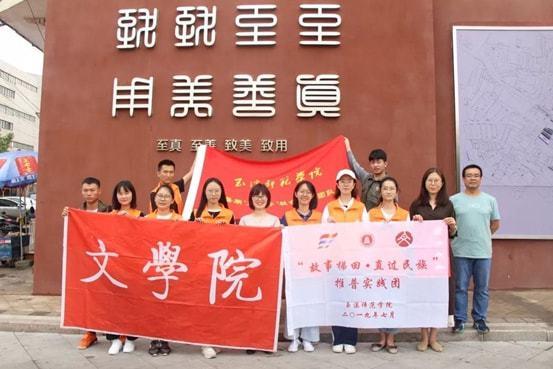 前护板金属隔热膜原厂电话,小车进口龙膜隔热膜贴膜施工建议?